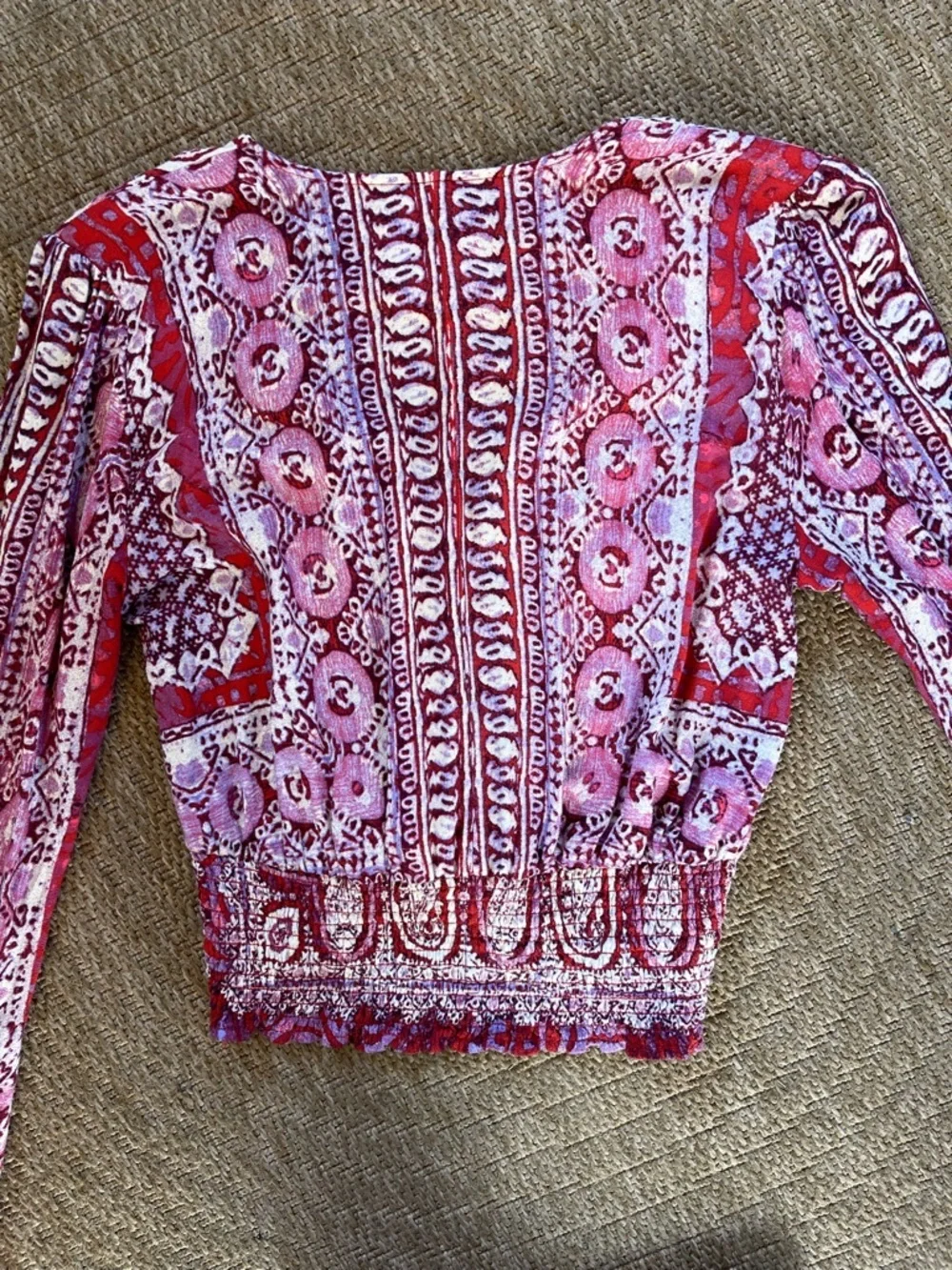 Free People Wild & Free Paisley Crop Top deep V-neck & long sleeves magenta - Picture 8 of 12